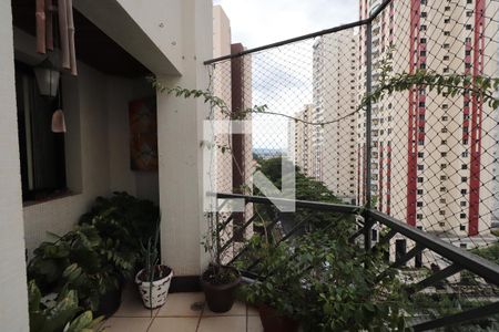 Apartamento à venda com 185m², 4 quartos e 2 vagasSacada