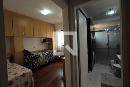 Apartamento à venda com 185m², 4 quartos e 2 vagasQuarto 2 - Suíte