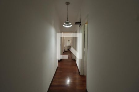 Apartamento à venda com 185m², 4 quartos e 2 vagasCorredor