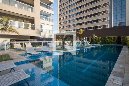 Studio para alugar com 42m², 1 quarto e 1 vaga Studio para alugar com 42m², 1 quarto e 1 vagaÁrea comum - Piscina