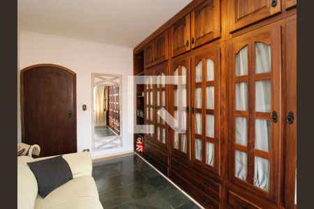 Casa à venda com 280m², 3 quartos e 2 vagasQuarto 2