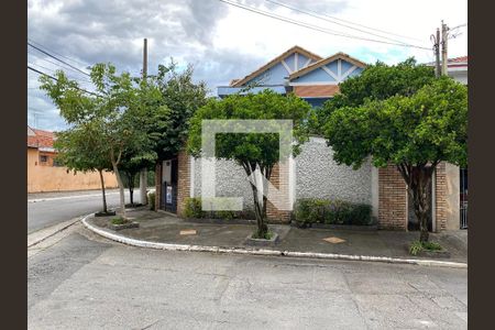Casa à venda com 280m², 3 quartos e 2 vagasFachada
