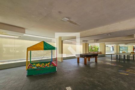 Apartamento para alugar com 100m², 2 quartos e 2 vagasÁrea de Lazer 