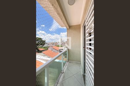 Casa à venda com 100m², 3 quartos e 2 vagas Casa à venda com 100m², 3 quartos e 2 vagasVaranda do Quarto 2