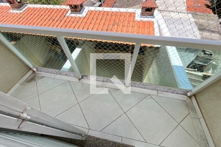 Casa à venda com 100m², 3 quartos e 2 vagas Casa à venda com 100m², 3 quartos e 2 vagasVaranda do Quarto 2