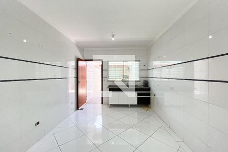 Casa à venda com 100m², 3 quartos e 2 vagas Casa à venda com 100m², 3 quartos e 2 vagasCozinha