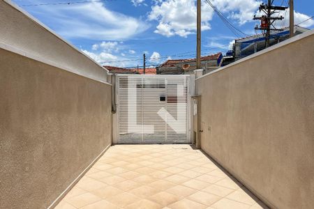 Casa à venda com 100m², 3 quartos e 2 vagas Casa à venda com 100m², 3 quartos e 2 vagasGaragem