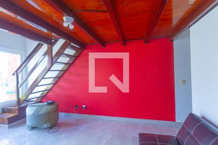 Sala de casa de condomínio à venda com 3 quartos, 100m² em Rio Branco, Canoas
