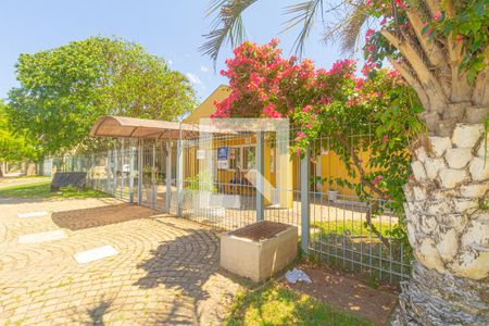 Casa de condomínio à venda com 100m², 3 quartos e 2 vagasPortaria