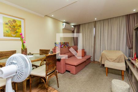 Casa de condomínio à venda com 150m², 3 quartos e 2 vagasSala