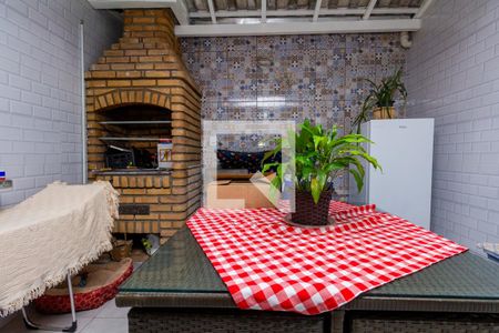 Casa de condomínio à venda com 150m², 3 quartos e 2 vagasÁrea gourmet e Área de Serviço