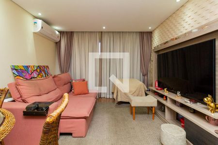 Casa de condomínio à venda com 150m², 3 quartos e 2 vagasSala