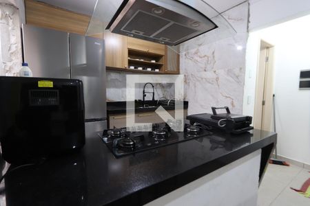 Casa de condomínio à venda com 60m², 2 quartos e 2 vagasCozinha