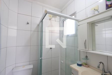 Casa de condomínio à venda com 60m², 2 quartos e 2 vagasBanheiro Social