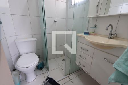 Casa de condomínio à venda com 60m², 2 quartos e 2 vagasBanheiro Social