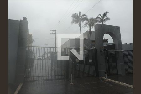 Casa de condomínio à venda com 60m², 2 quartos e 2 vagas Casa de condomínio à venda com 60m², 2 quartos e 2 vagasFachado do condomínio