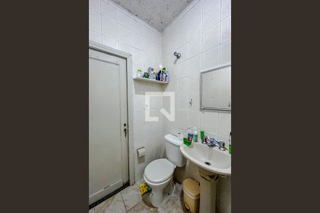 Casa à venda com 324m², 4 quartos e 3 vagasBanheiro (Casa 2)