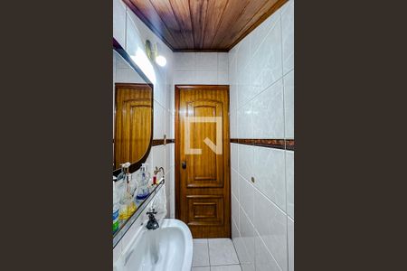 Casa à venda com 324m², 4 quartos e 3 vagasLavabo