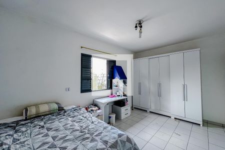 Casa à venda com 324m², 4 quartos e 3 vagasQuarto 2 (Casa 2)