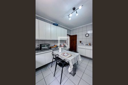 Casa à venda com 324m², 4 quartos e 3 vagasCozinha