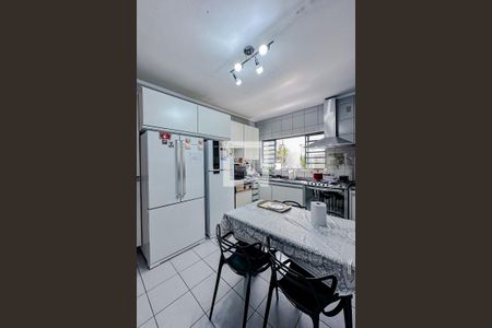 Casa à venda com 324m², 4 quartos e 3 vagasCozinha