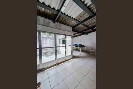 Casa à venda com 324m², 4 quartos e 3 vagasÁrea de Serviço (Casa 2)