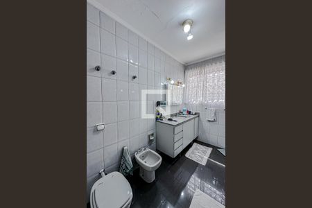 Casa à venda com 324m², 4 quartos e 3 vagasBanheiro