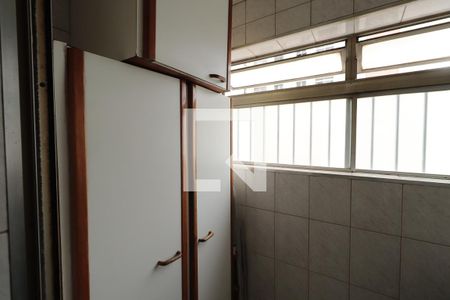 Apartamento à venda com 56m², 2 quartos e 1 vagaÁrea de Serviço