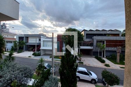 Casa de condomínio à venda com 420m², 3 quartos e 2 vagasVista da suíte