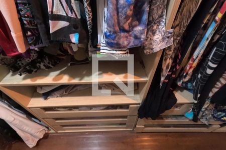 Apartamento para alugar com 380m², 5 quartos e 2 vagasCloset do Quarto 2 - 1º Piso