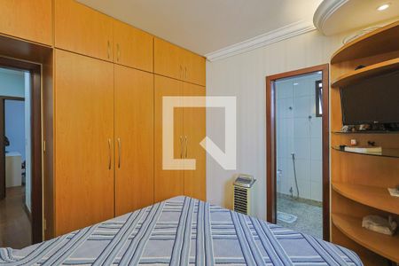 Apartamento à venda com 126m², 3 quartos e 3 vagasQuarto 3 - Suíte