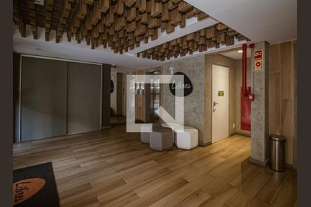 Hall de entrada de apartamento à venda com 2 quartos, 60m² em Farroupilha, Porto Alegre