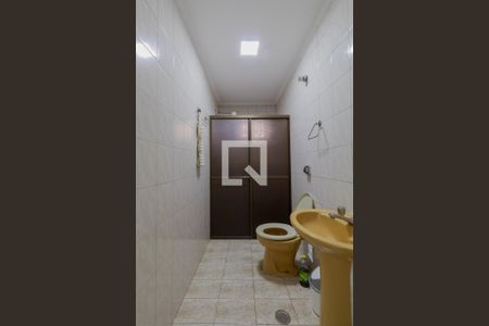 Casa para alugar com 125m², 3 quartos e 1 vaga Casa para alugar com 125m², 3 quartos e 1 vagaBanheiro