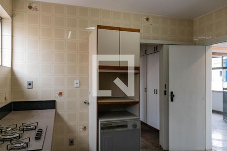 Apartamento à venda com 285m², 4 quartos e 3 vagasCozinha