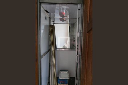 Apartamento à venda com 285m², 4 quartos e 3 vagasEntrada