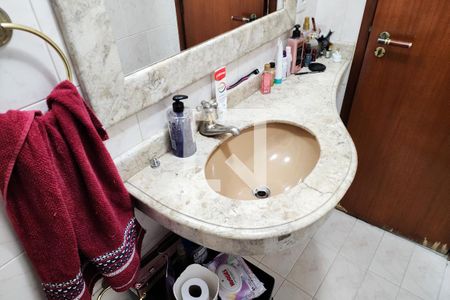 Casa à venda com 152m², 3 quartos e 2 vagasLavabo