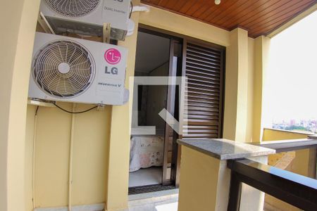 Apartamento à venda com 184m², 4 quartos e 3 vagas Apartamento à venda com 184m², 4 quartos e 3 vagasCobertura