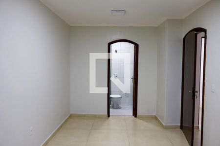 Casa à venda com 256m², 4 quartos e 4 vagas Casa à venda com 256m², 4 quartos e 4 vagasQuarto 4 - Suíte