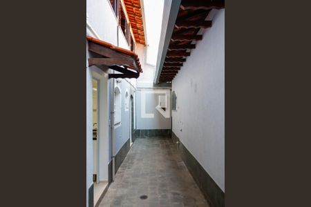 Casa à venda com 256m², 4 quartos e 4 vagas Casa à venda com 256m², 4 quartos e 4 vagasÁrea comum