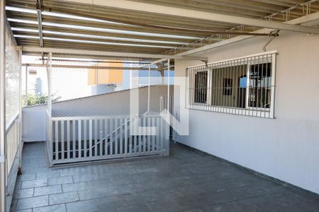 Casa à venda com 256m², 4 quartos e 4 vagas Casa à venda com 256m², 4 quartos e 4 vagasSacada