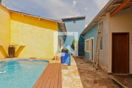 Casa para alugar com 195m², 2 quartos e 2 vagasÁrea externa