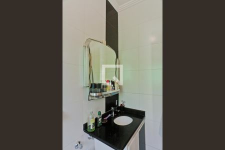 Casa para alugar com 195m², 2 quartos e 2 vagasBanheiro da Suíte 1