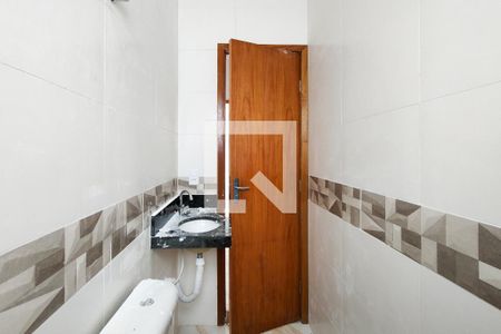 Casa de condomínio para alugar com 70m², 2 quartos e 1 vaga Casa de condomínio para alugar com 70m², 2 quartos e 1 vagaBanheiro