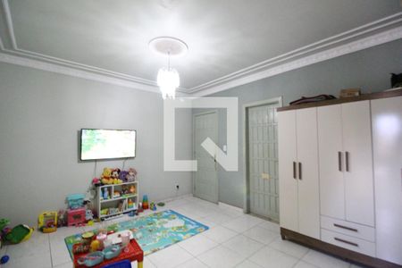 Casa de condomínio à venda com 210m², 4 quartos e 3 vagasSuíte 2