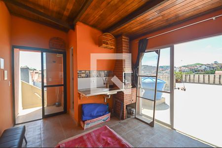 Casa à venda com 284m², 5 quartos e 3 vagasChurrasqueira