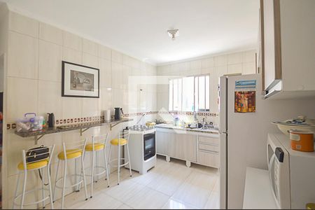 Casa à venda com 284m², 5 quartos e 3 vagasCozinha