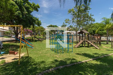 Casa de condomínio à venda com 130m², 2 quartos e 5 vagas Casa de condomínio à venda com 130m², 2 quartos e 5 vagasÁrea comum - Playground