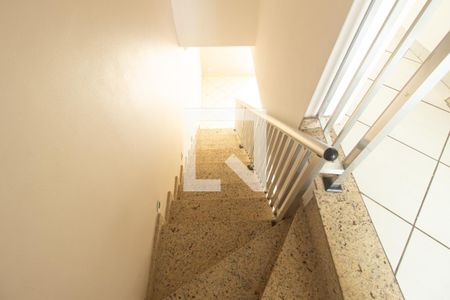 Escada de casa de condomínio à venda com 2 quartos, 130m² em Campo Grande, Rio de Janeiro