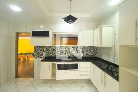 Casa de condomínio à venda com 130m², 2 quartos e 5 vagas Casa de condomínio à venda com 130m², 2 quartos e 5 vagasCozinha