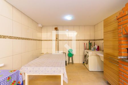 Casa à venda com 340m², 3 quartos e 3 vagas Casa à venda com 340m², 3 quartos e 3 vagasÁrea de Serviço